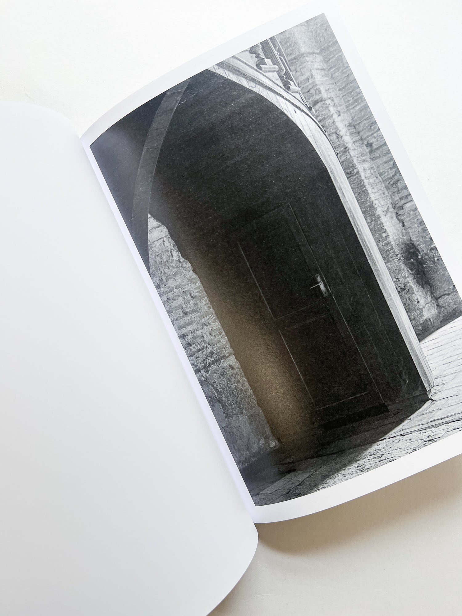 THE PALACE / Mårten Lange [SIGNED]