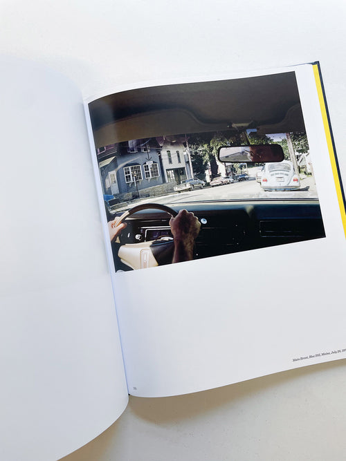 Véhiculaire & Vernaculaire / Stephen Shore [SIGNED]