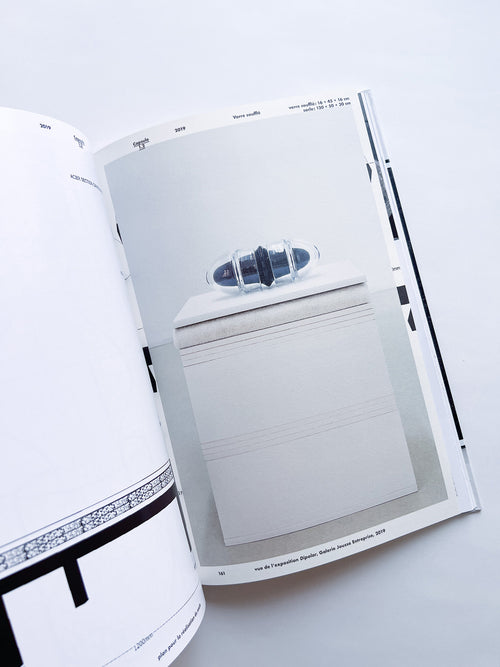 je gage, iels gagent, nous gageons / Jennifer Caubet