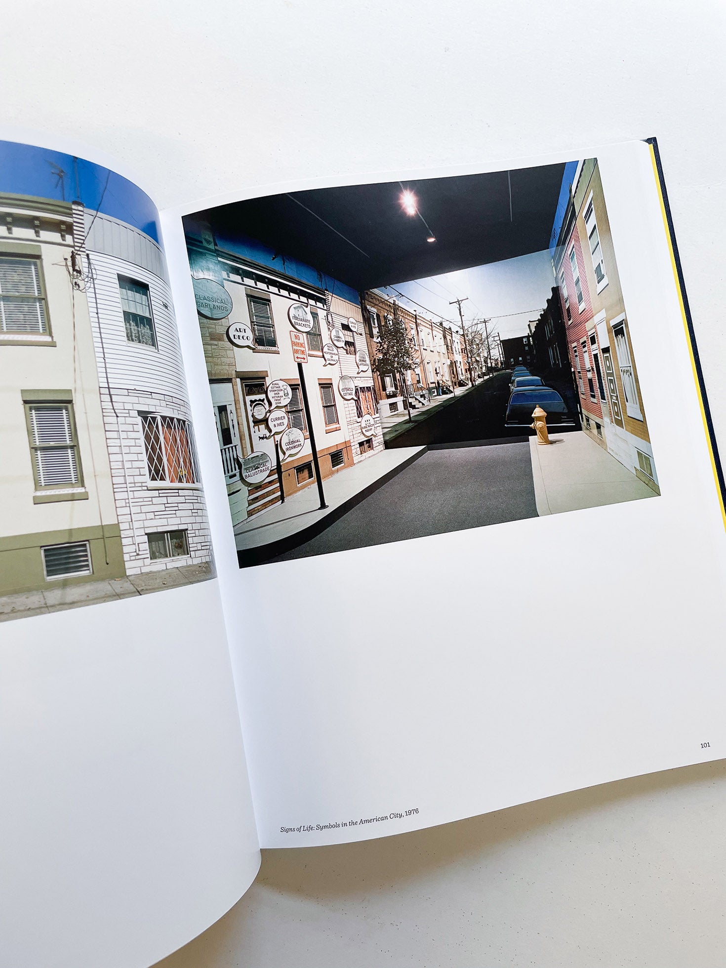 Véhiculaire & Vernaculaire / Stephen Shore [SIGNED]