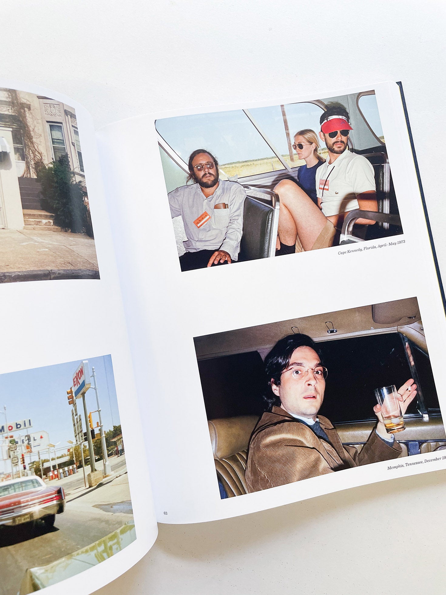 Véhiculaire & Vernaculaire / Stephen Shore [SIGNED]