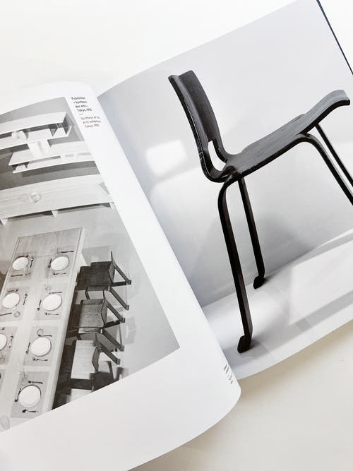LIVING WITH CHARLOTTE PERRIAND / Charlotte Perriand