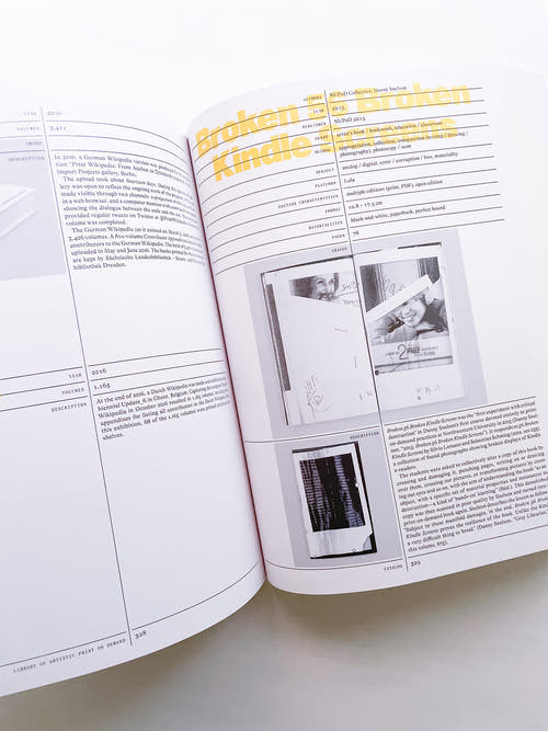 Library of Artistic Print on Demand Post-Digital Publishing in Times of Platform Capitalism / Annette Gilbert, Andreas Bülhoff