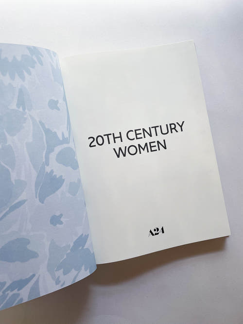 20TH CENTURY WOMEN SCREENPLAY BOOK / Mike Mills