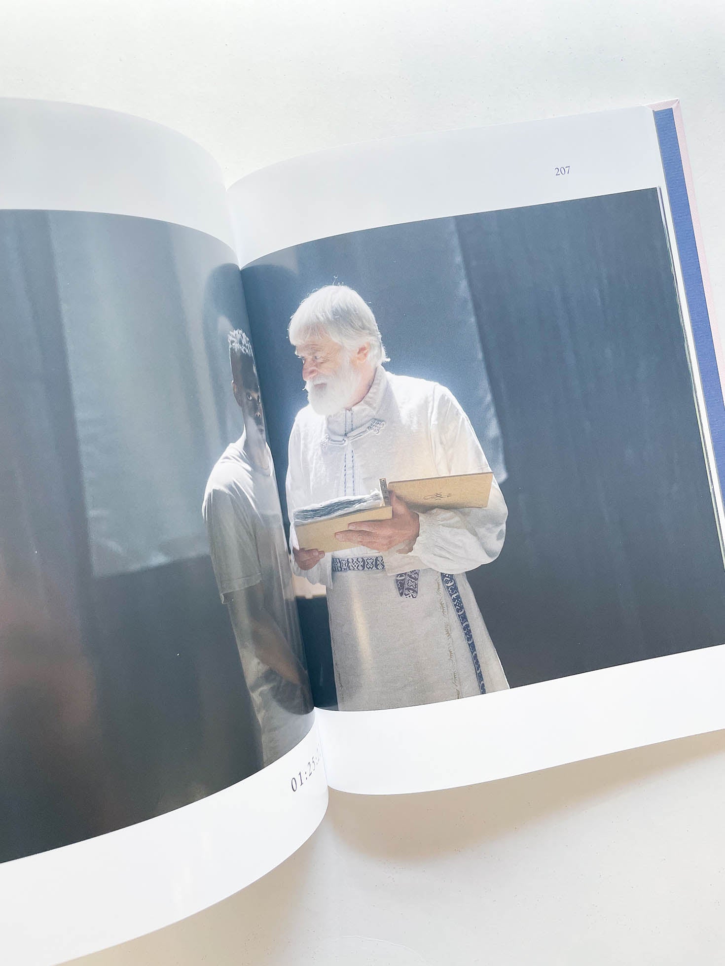 MIDSOMMAR SCREENPLAY BOOK / Ari Aster