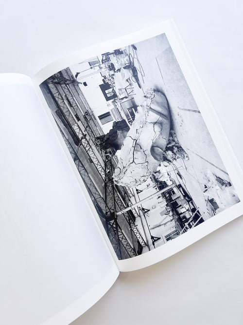 Studio Snapshots / Mark Manders