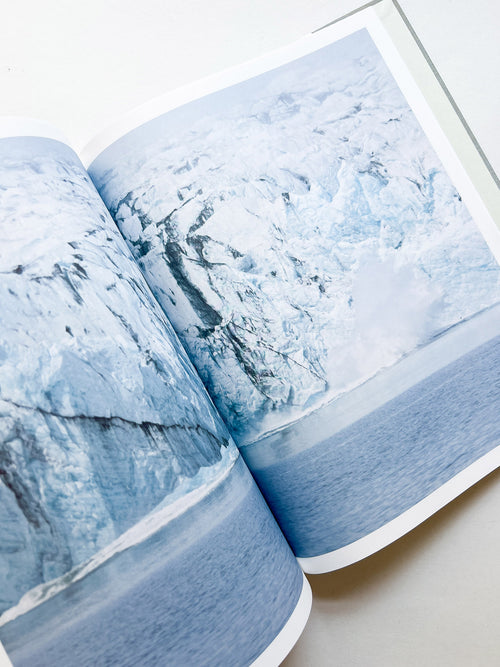 M/E / Rinko Kawauchi