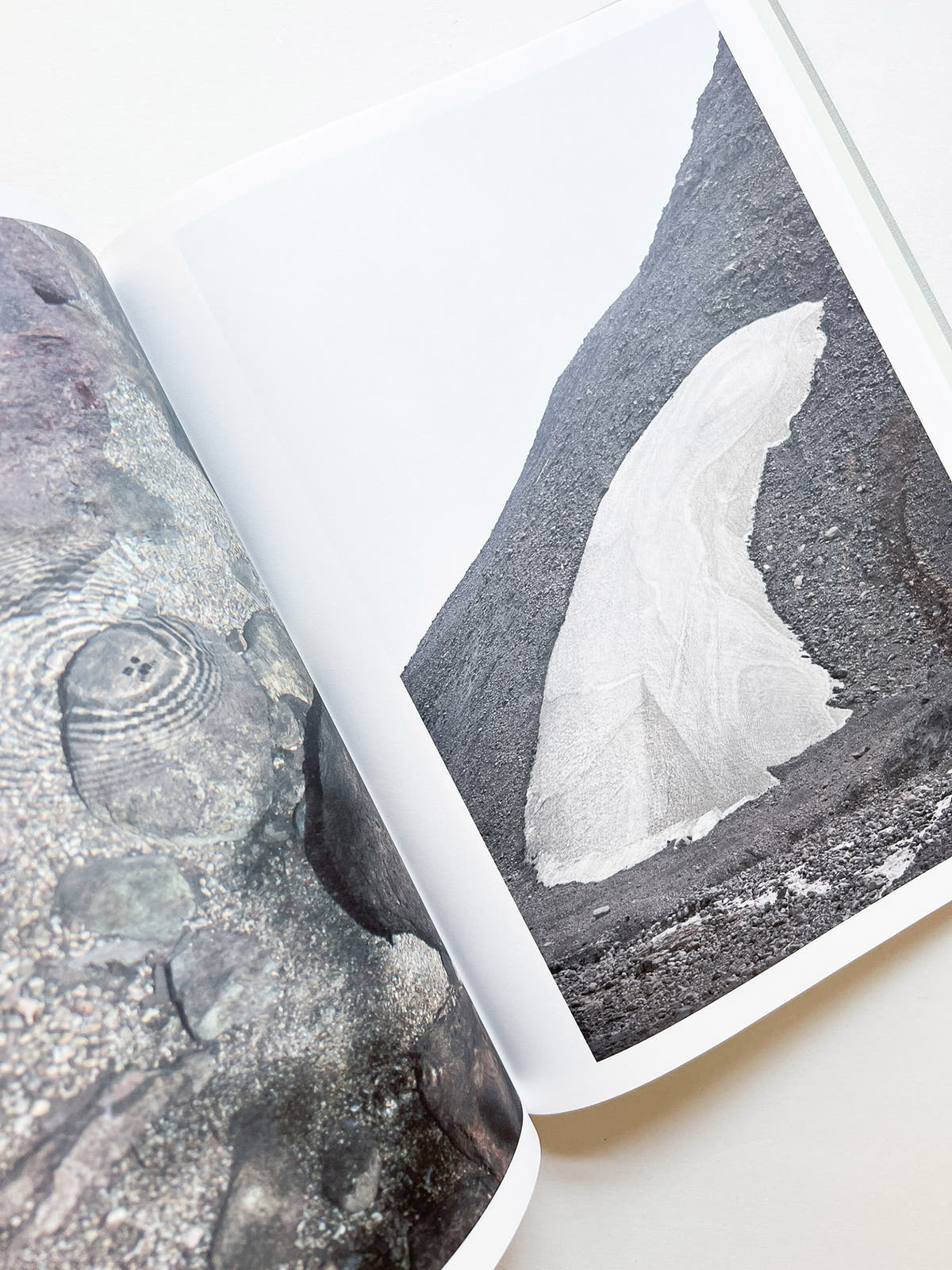 M/E / Rinko Kawauchi [SIGNED]