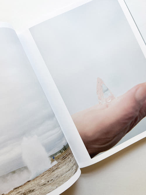 M/E / Rinko Kawauchi [SIGNED]