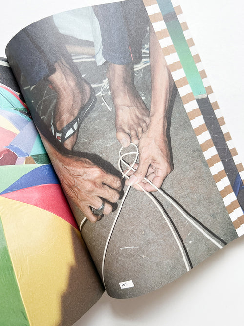 CROSS CULTURAL CHAIRS: 8 CHAIRS FROM 8 COUNTRIES: DIVERSIFYING MODERN SEATING / Matteo Guarnaccia