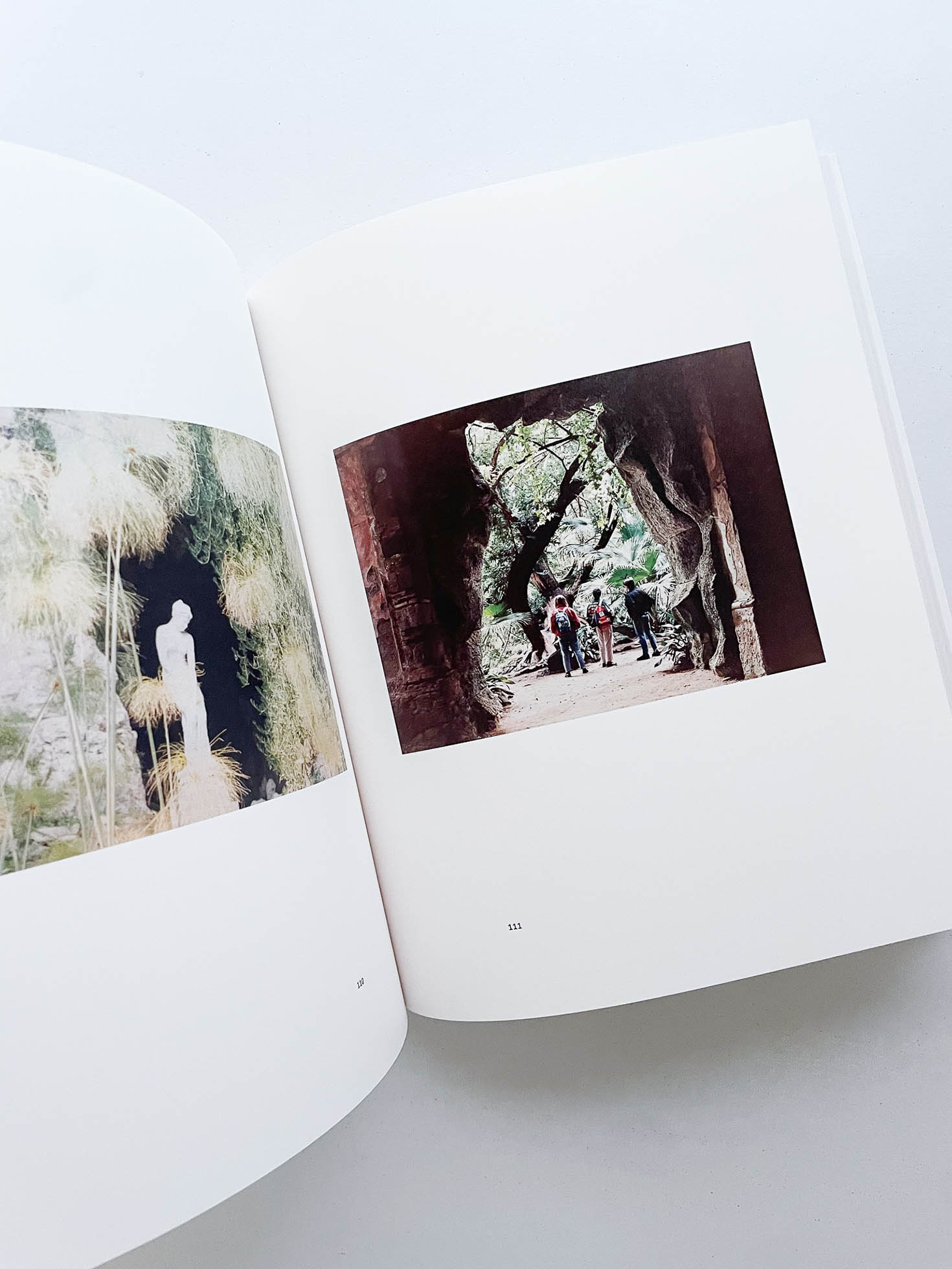 LUIGI GHIRRI: VIAGGI / James Lingwood (ed.)