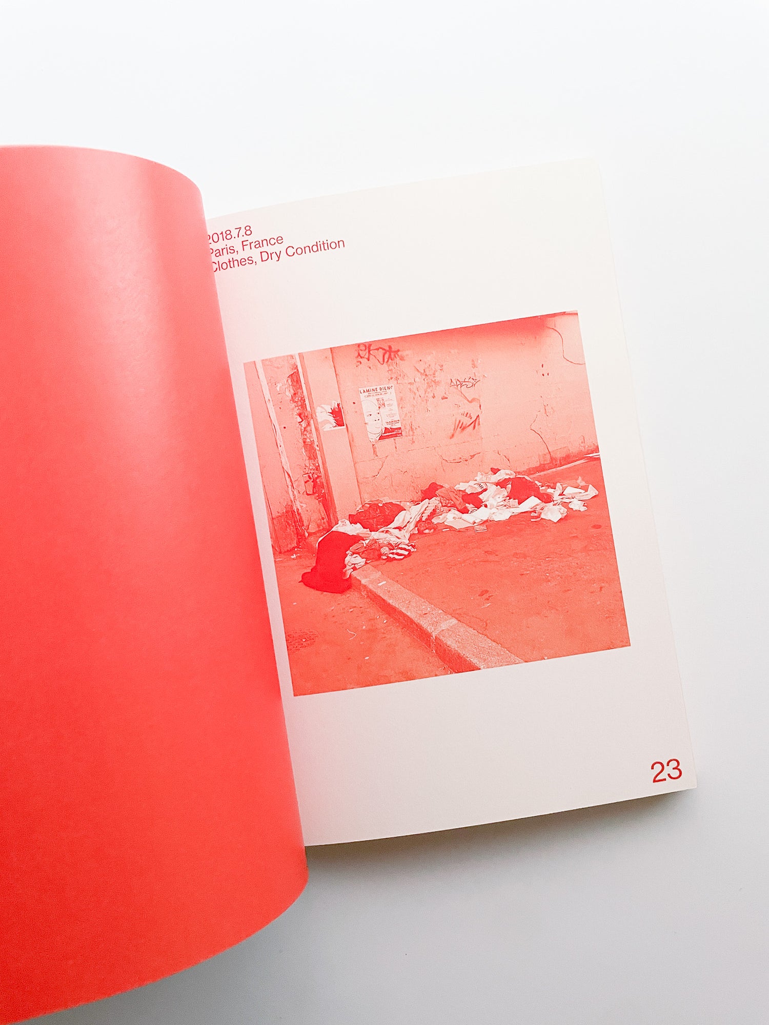 MAGNETIC DRESS / PUGMENT