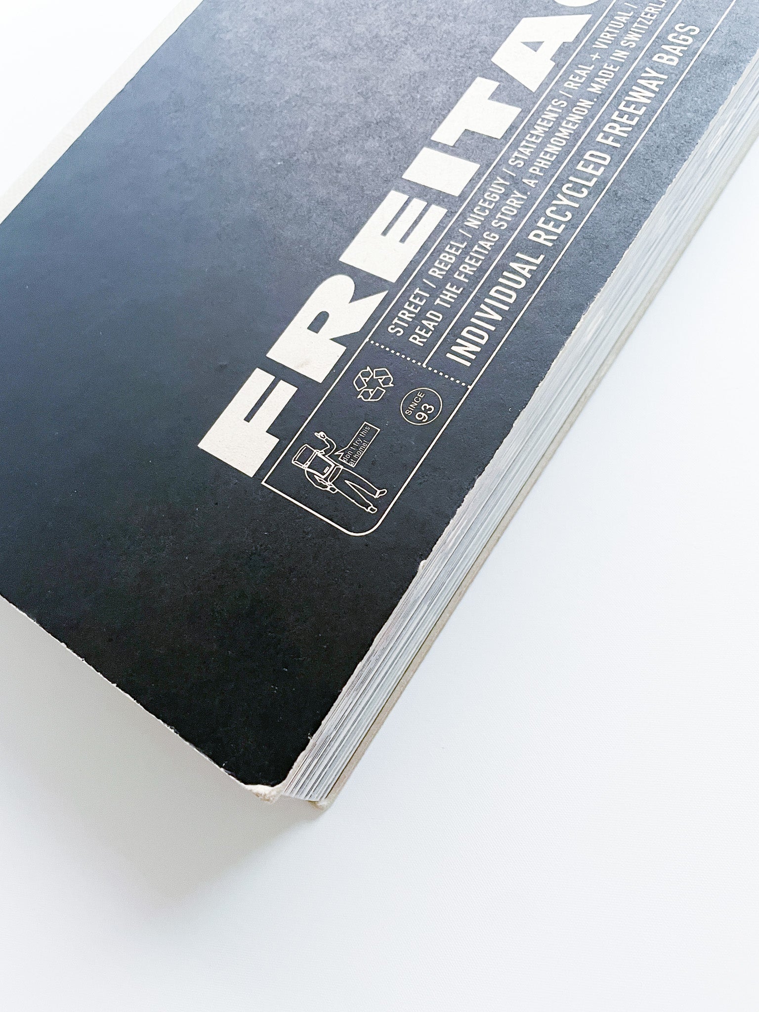 FREITAG Individual Recycled Freeway Bags - 本屋青旗 Ao-Hata Bookstore