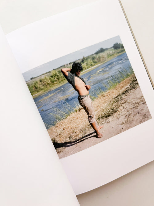 BRAVO / Felipe Romero Beltrán