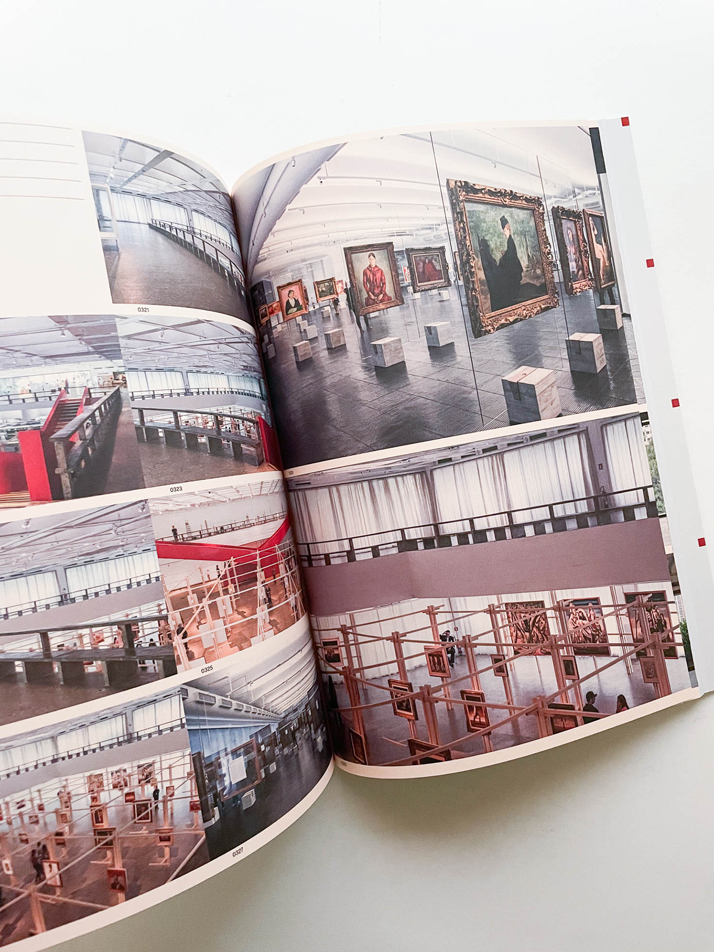 WILD WINDOWS: INSTITUTO BARDI | CASA DE VIDRO / Veronika Kellndorfer