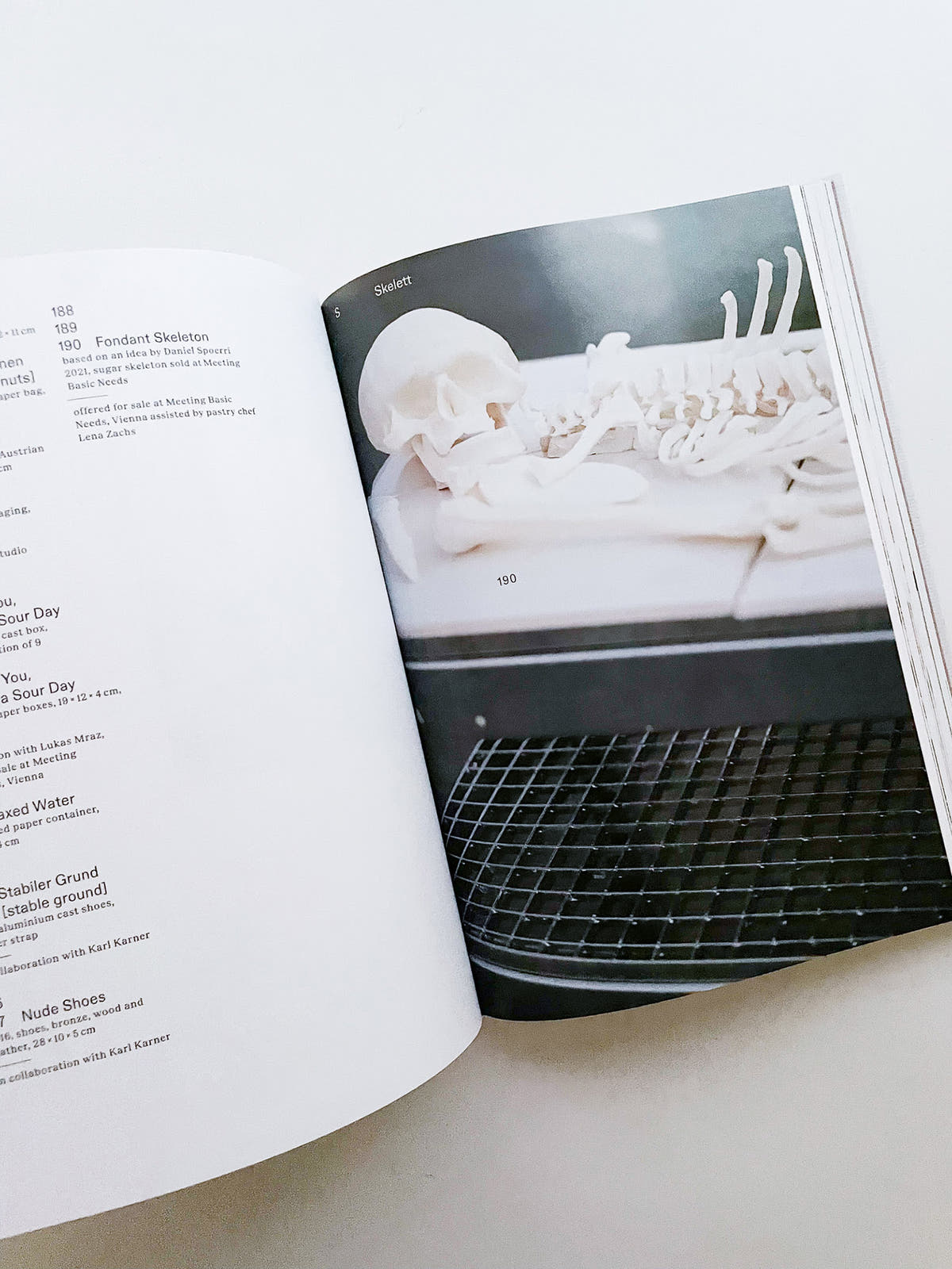 SEVEN THINGS / Anna Paul, Christian Hoffelner
