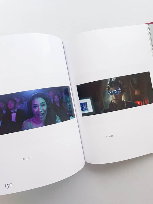 EVERYTHING EVERYWHERE ALL AT ONCE / Daniel Kwan & Daniel Scheinert