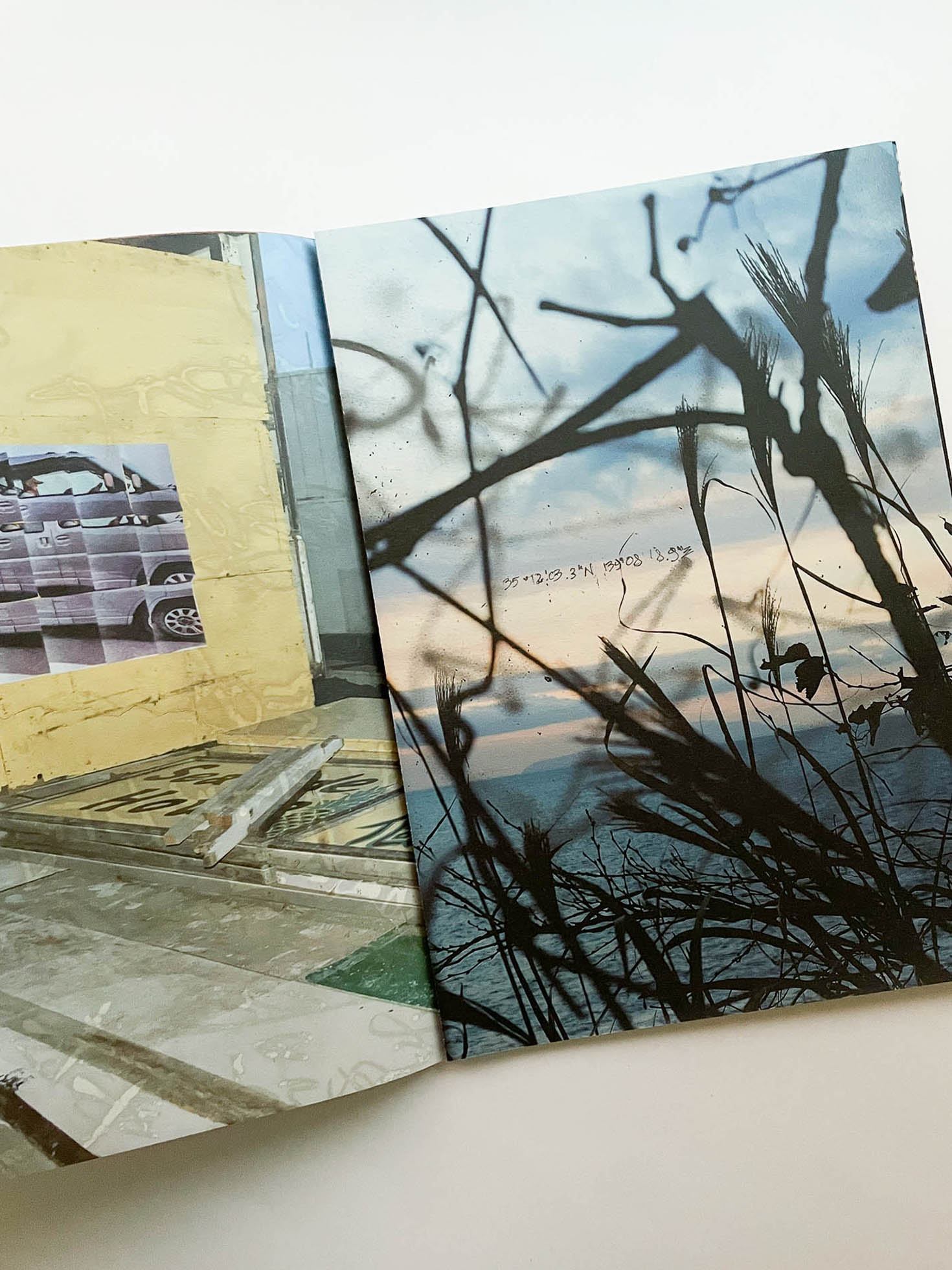 VANISHING POINT exhibition in liminal zone / Kanade Hamamoto [SIGNED]