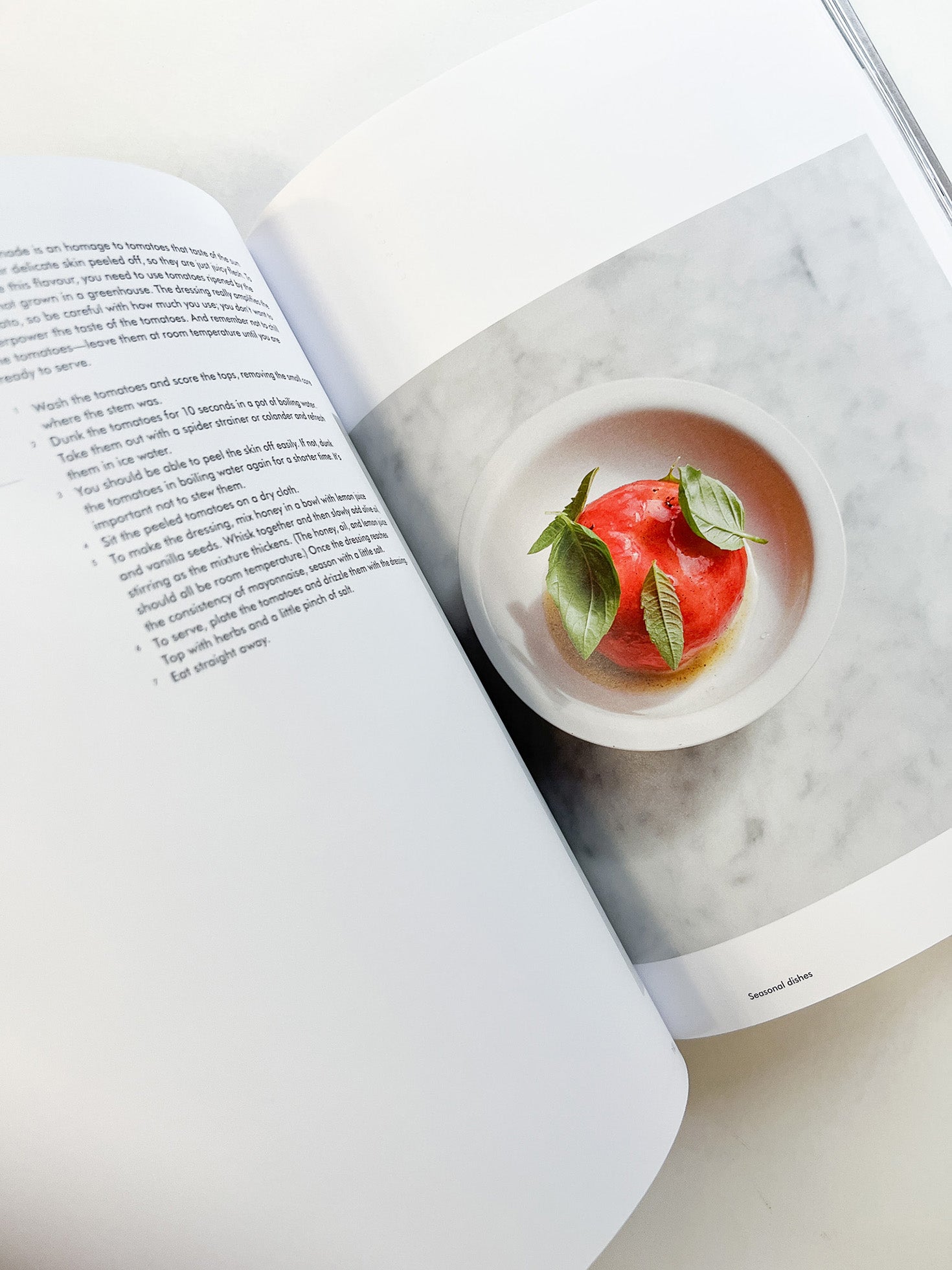 A PLACE FOR DAYTIME COOKING / Atelier September