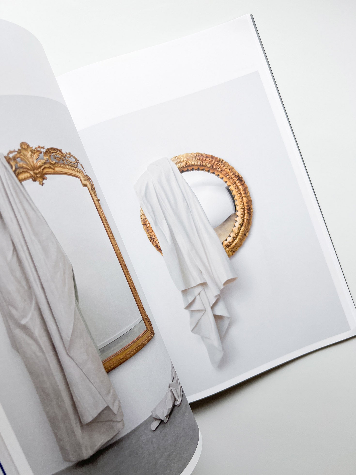 A MELTED SNOWMAN / Ryan Gander