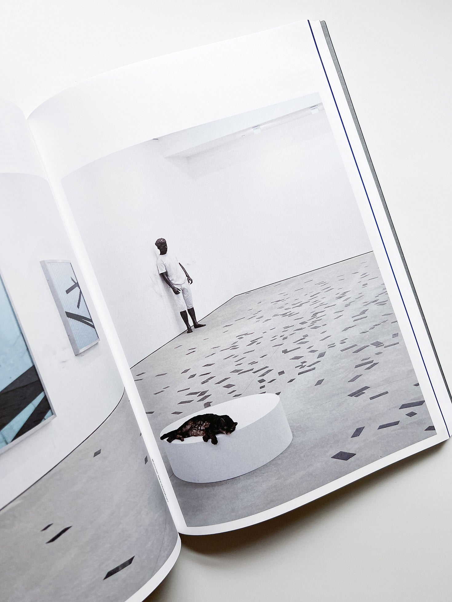 A MELTED SNOWMAN / Ryan Gander