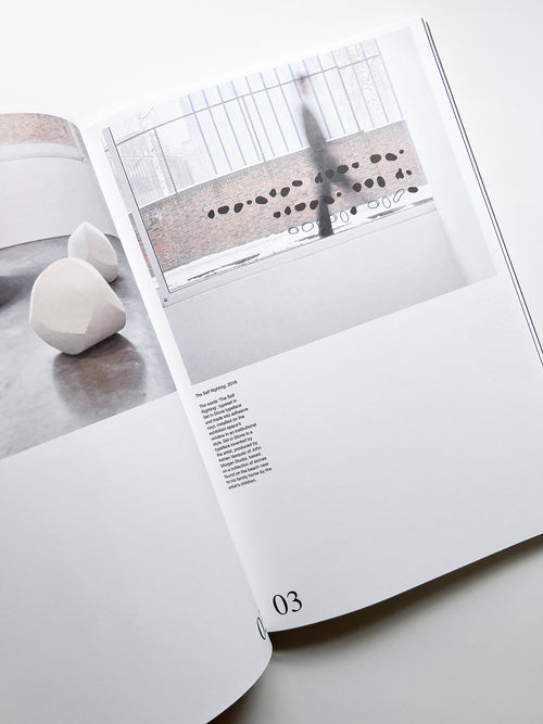 A MELTED SNOWMAN / Ryan Gander