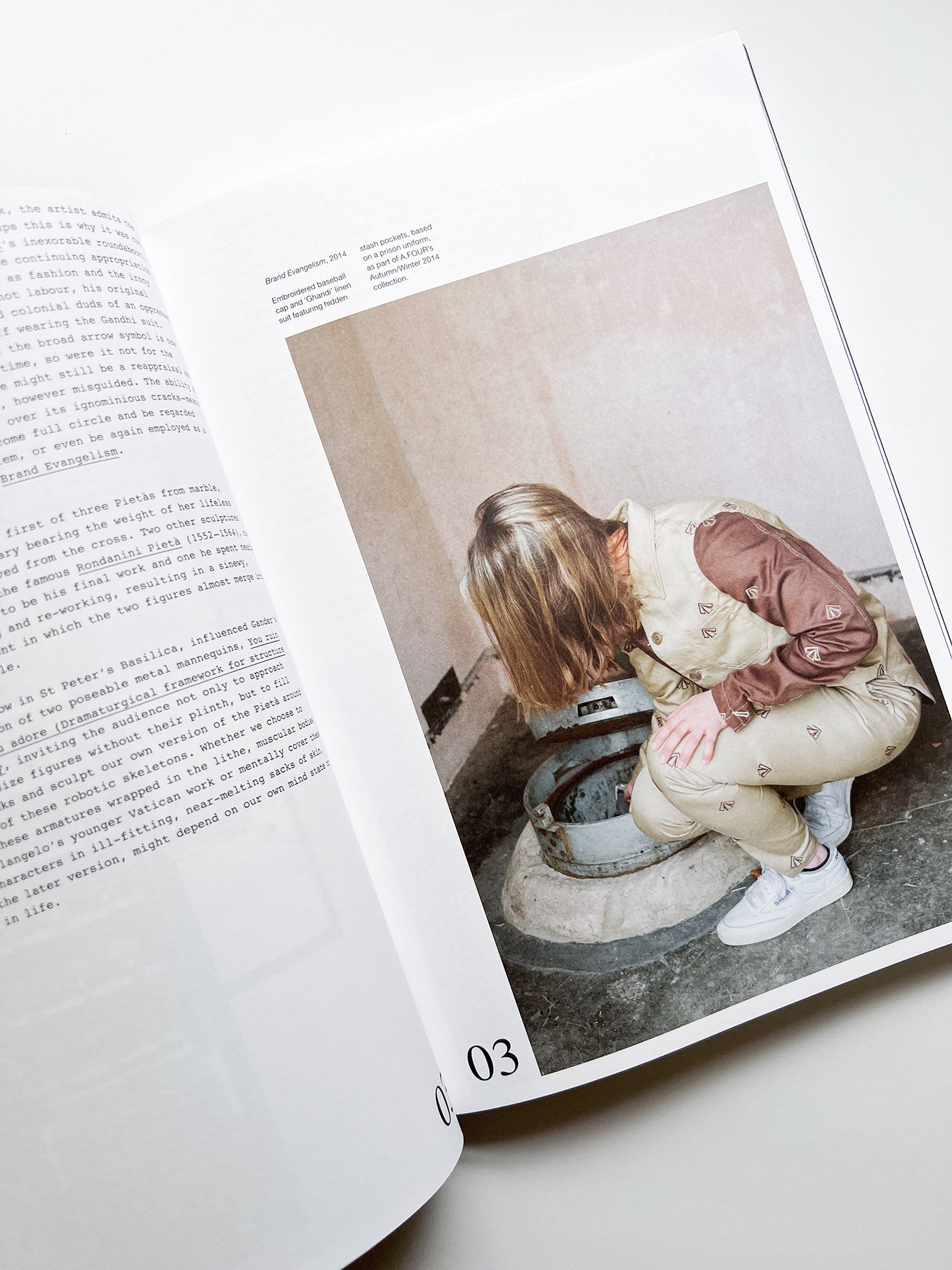 A MELTED SNOWMAN / Ryan Gander