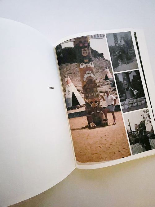 INCOMPLETE ENCYCLOPEDIA OF TOUCH / Erik Kessels, Karel de Mulder, Thomas Sauvin