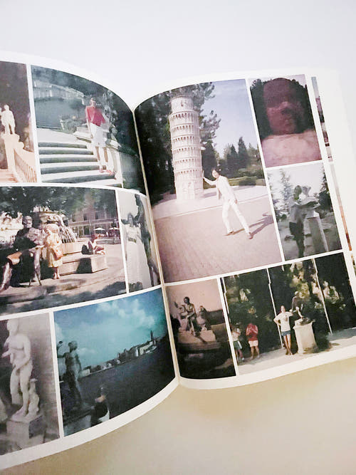 INCOMPLETE ENCYCLOPEDIA OF TOUCH / Erik Kessels, Karel de Mulder, Thomas Sauvin