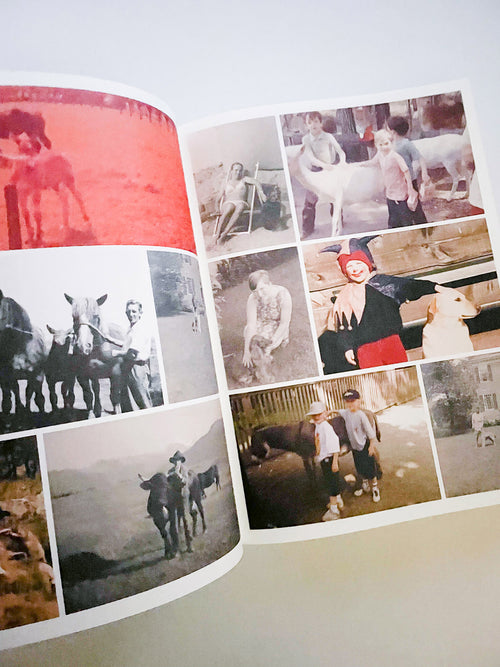 INCOMPLETE ENCYCLOPEDIA OF TOUCH / Erik Kessels, Karel de Mulder, Thomas Sauvin