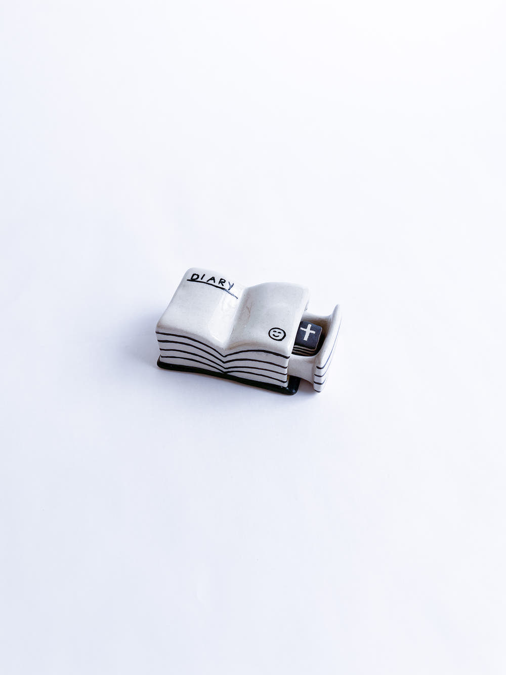 Ceramic: Diary / Kim Sujin