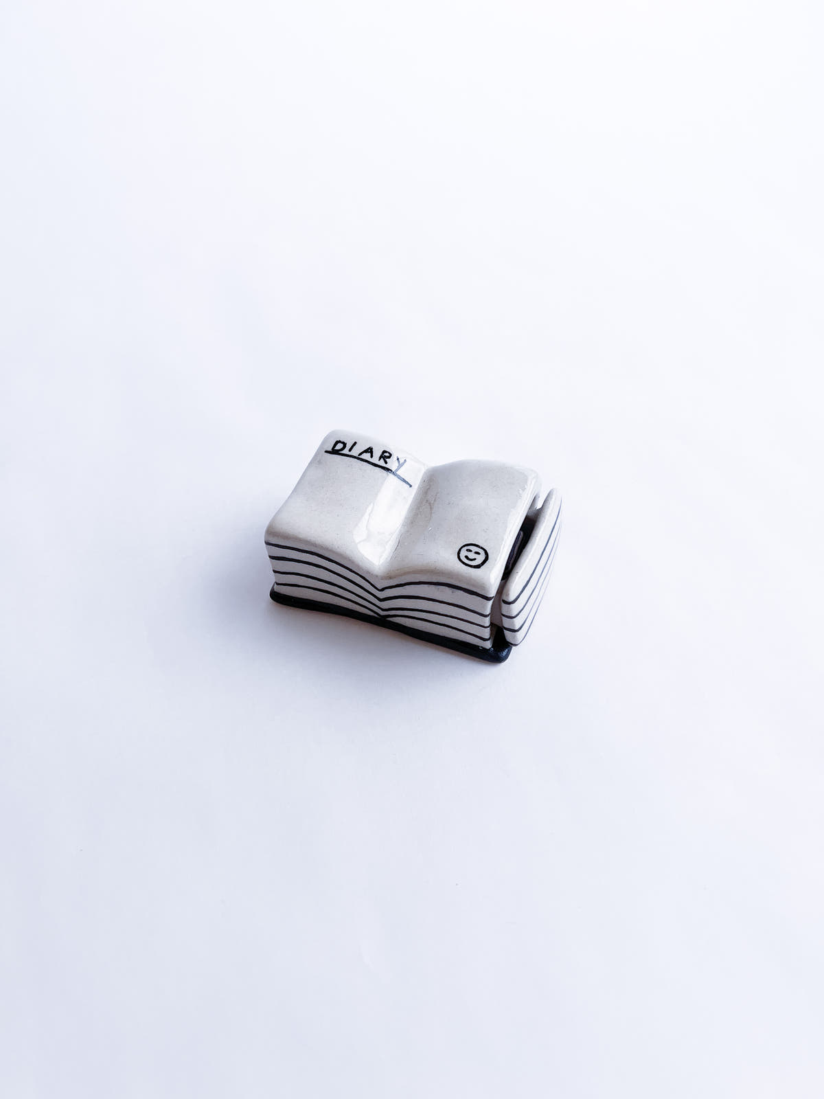 Ceramic: Diary / Kim Sujin