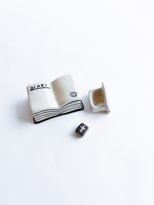 Ceramic: Diary / Kim Sujin