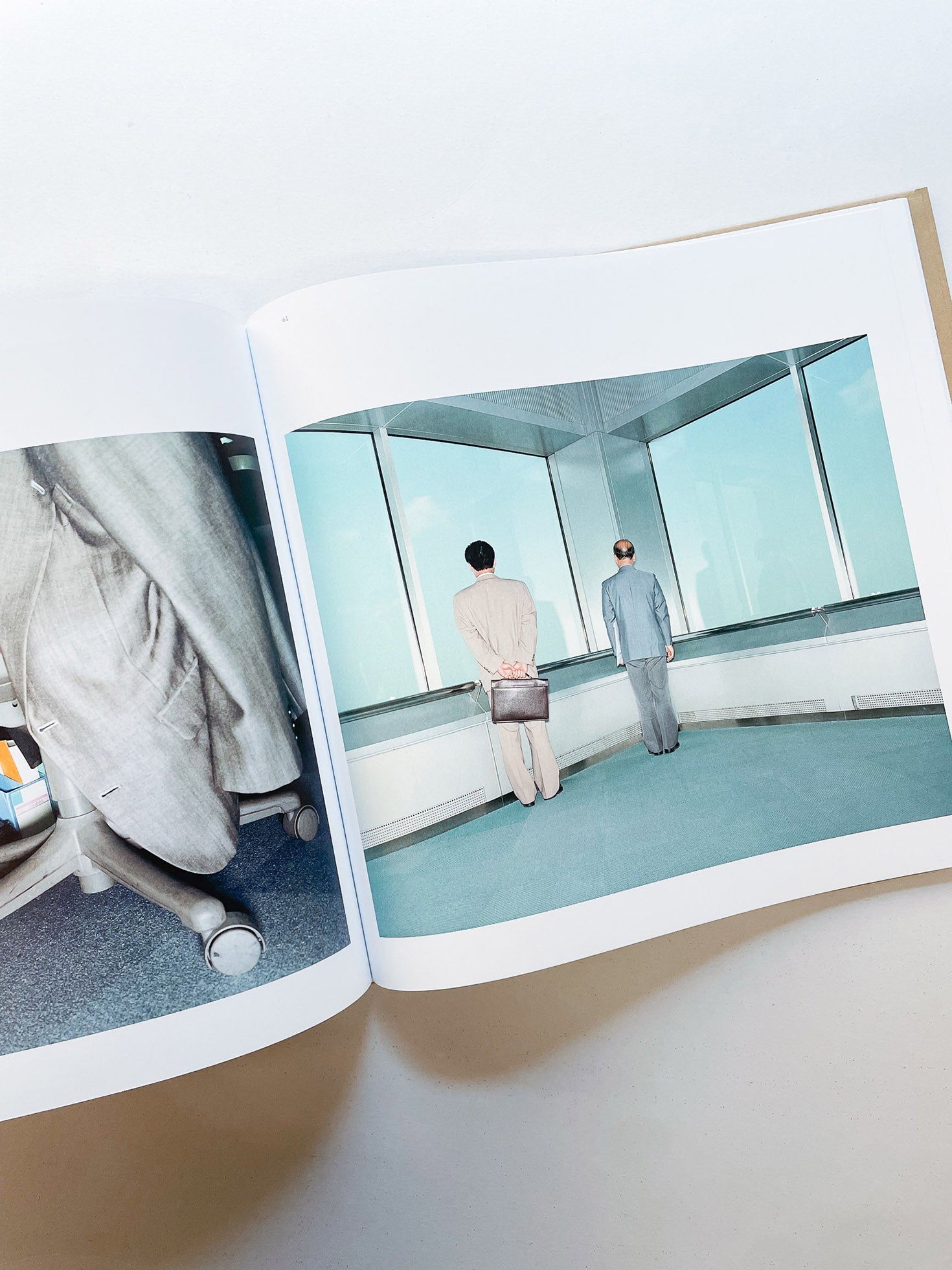 OFFICE / LA OFFICE / Lars Tunbjörk