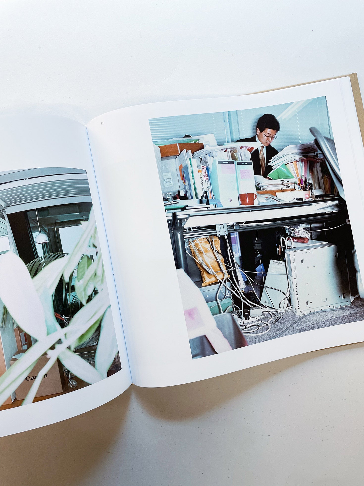 OFFICE / LA OFFICE / Lars Tunbjörk