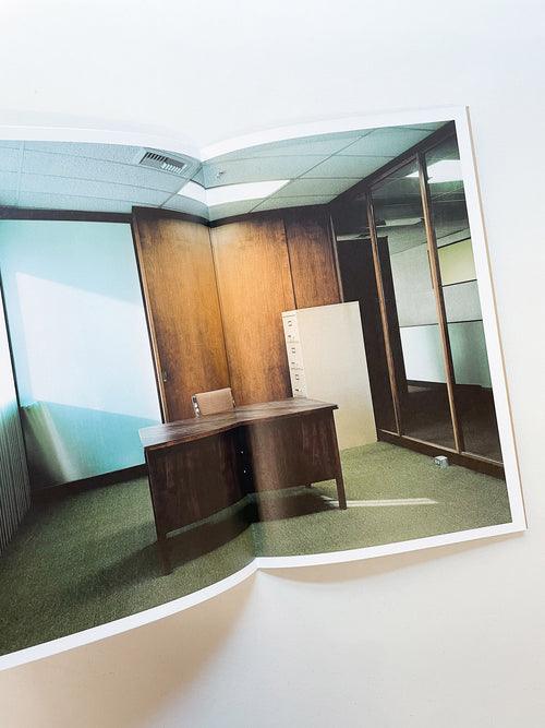 OFFICE / LA OFFICE / Lars Tunbjörk