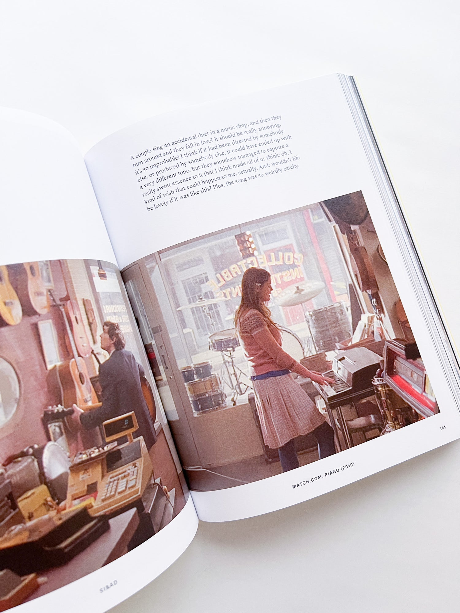 SHORT FORM: 40 YEARS OF MUSIC VIDEOS, ADS, AND THE ART OF MOVING IMAGES / Academy Films