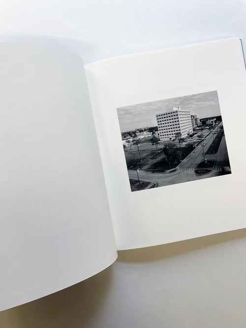 I SHALL SING THESE SONGS BEAUTIFULLY / Yorgos Lanthimos