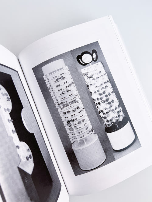 3000 Days of Archives Related to the Optics and Glasses Frame Industry