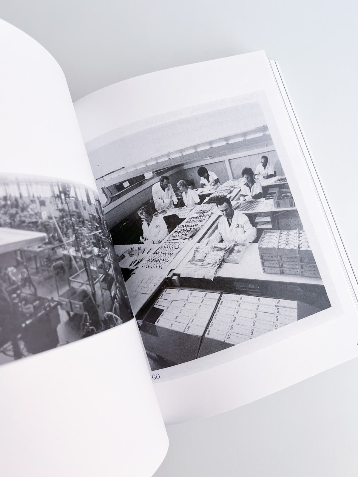 3000 Days of Archives Related to the Optics and Glasses Frame Industry