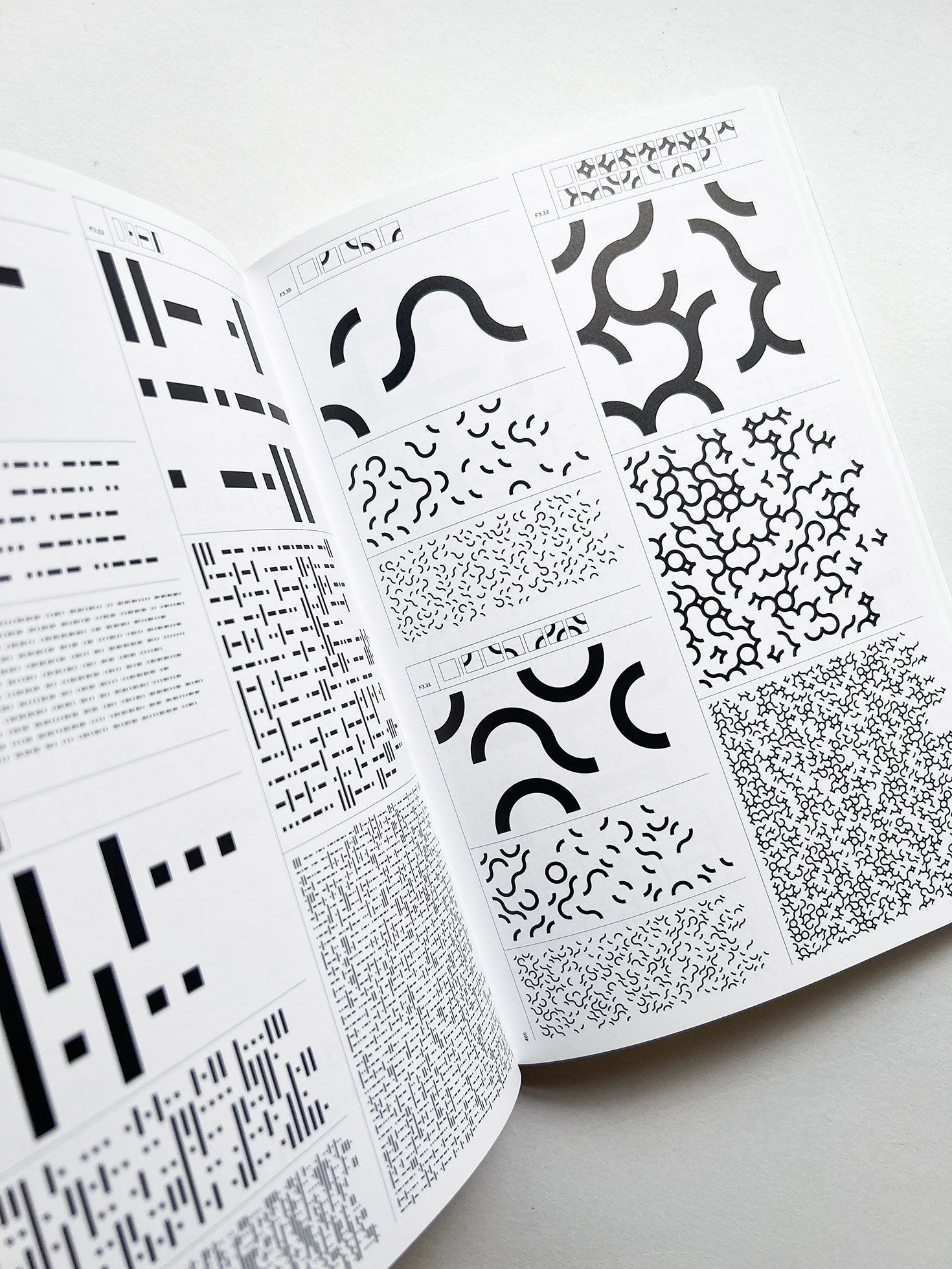 Dimension of Two / Norm - 本屋青旗 Ao-Hata Bookstore