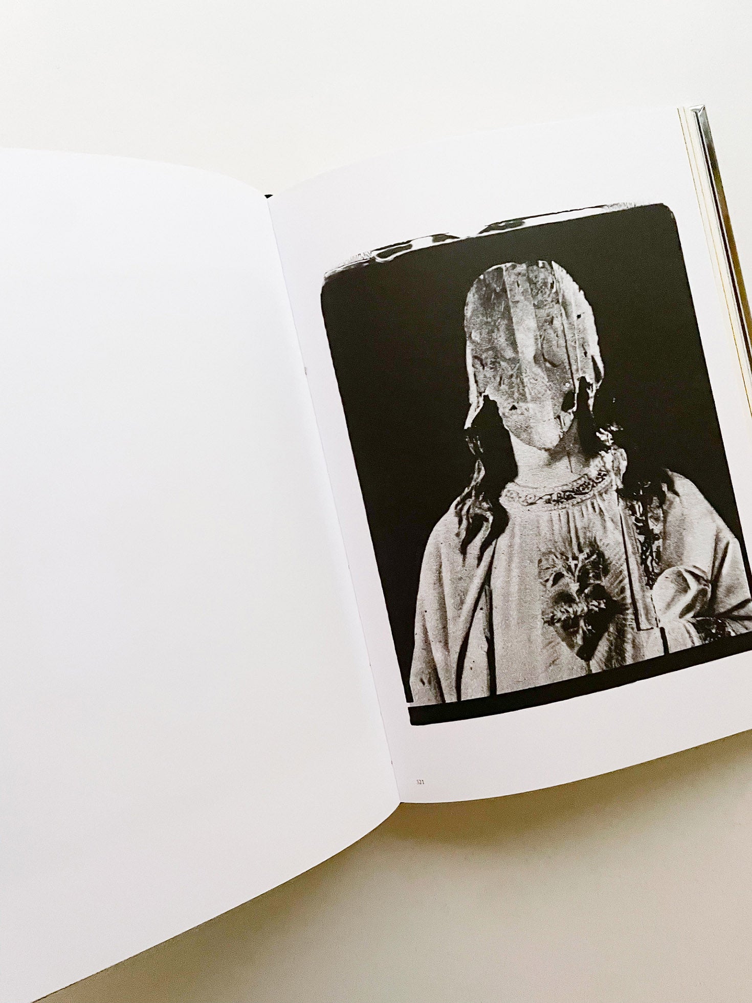 Ainsi de suite / Sophie Calle