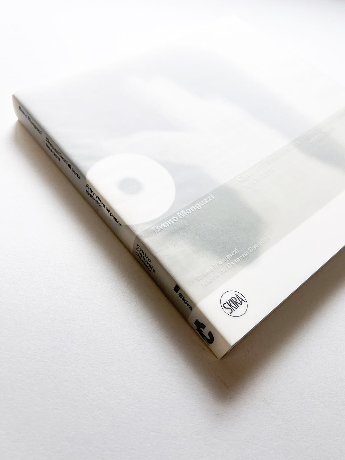 Fifty years of paper 1961-2011 / Bruno Monguzzi