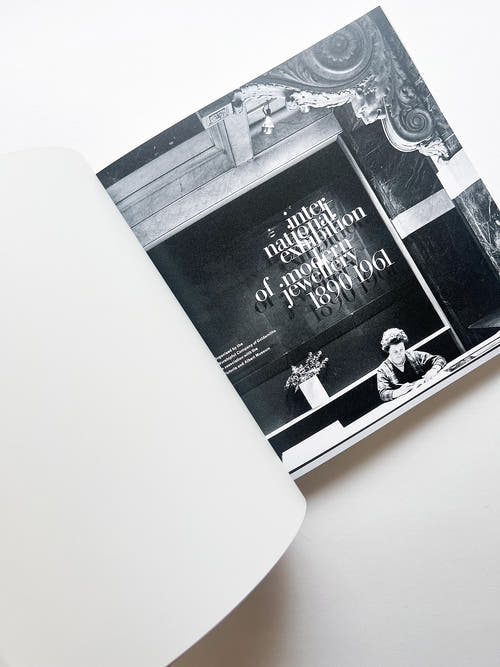 Fifty years of paper 1961-2011 / Bruno Monguzzi