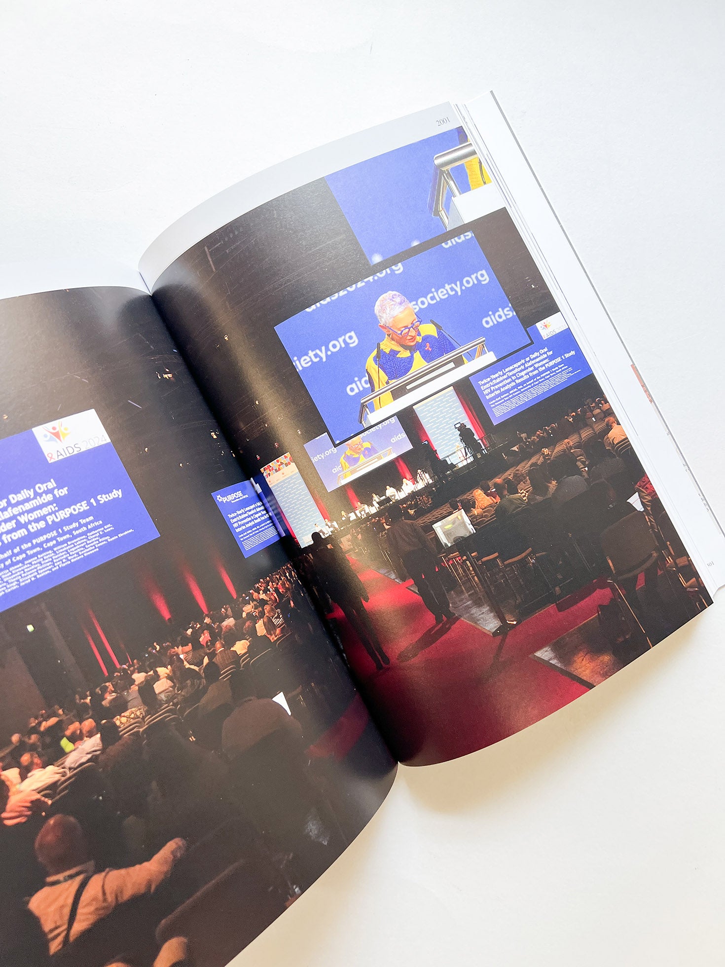 WOLFGANG TILLMANS: THINGS MATTER, DINGE ZÄHLEN / Wolfgang Tillmans