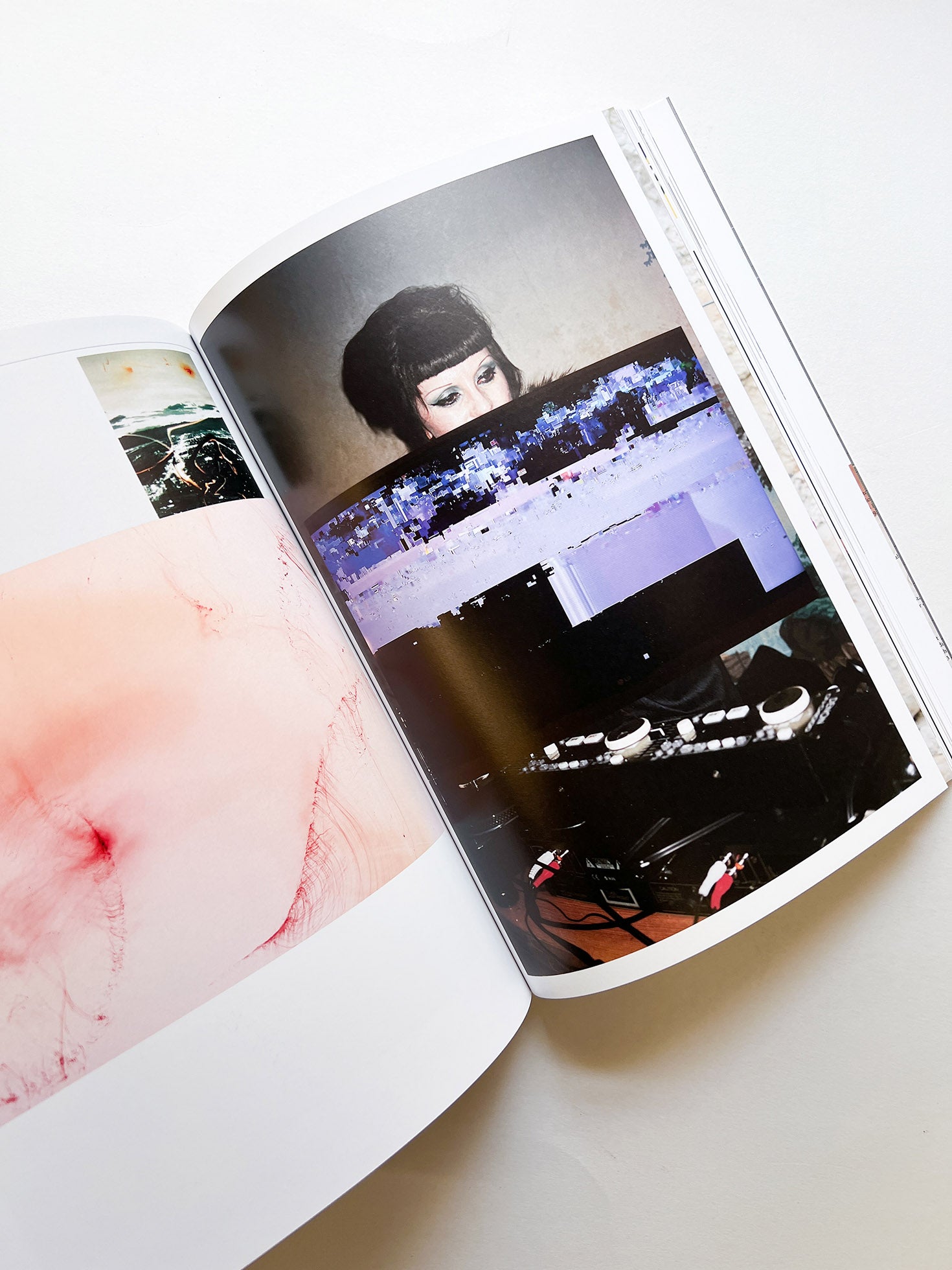 WOLFGANG TILLMANS: THINGS MATTER, DINGE ZÄHLEN / Wolfgang Tillmans