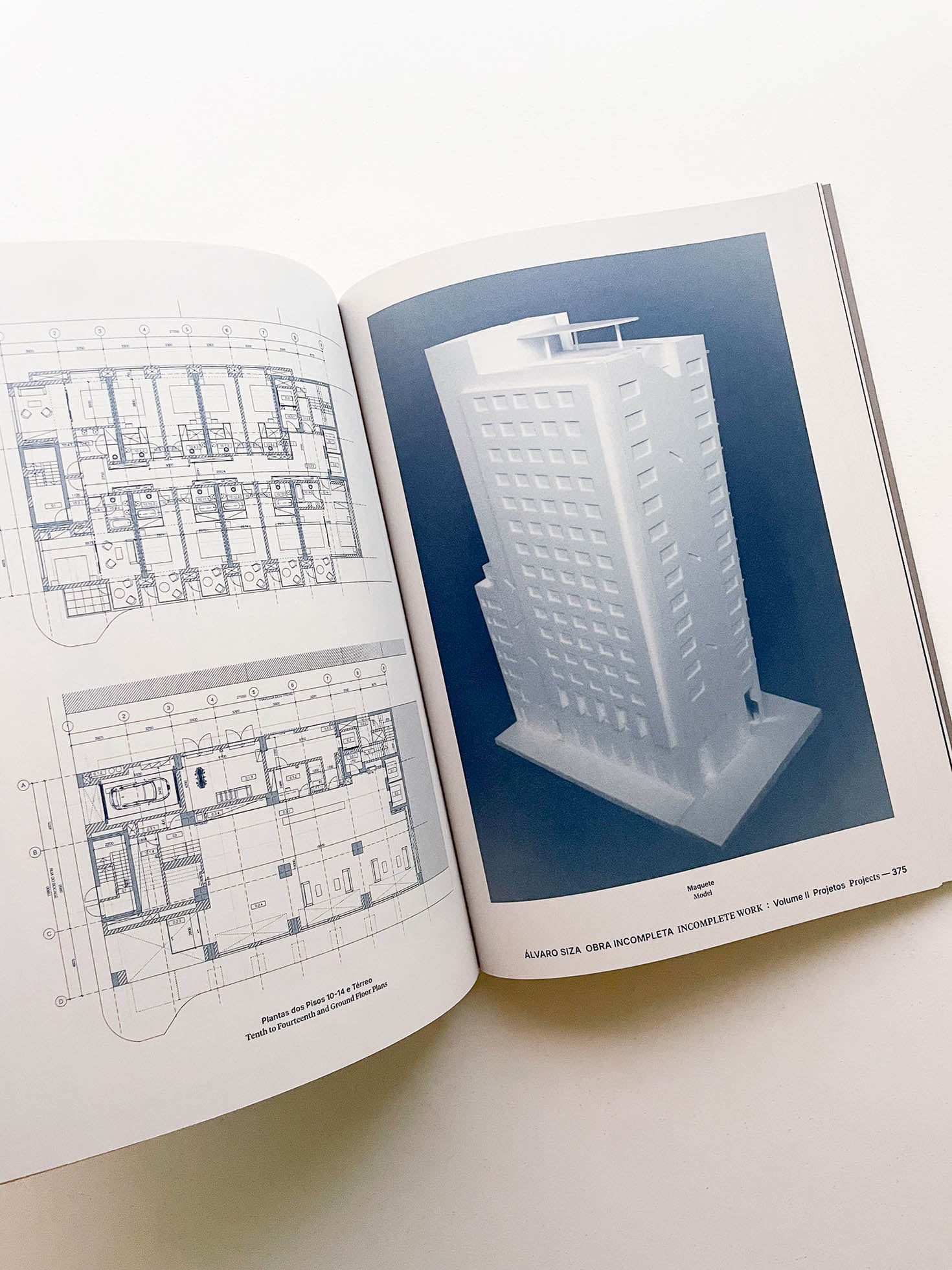 Incomplete Work / Álvaro Siza