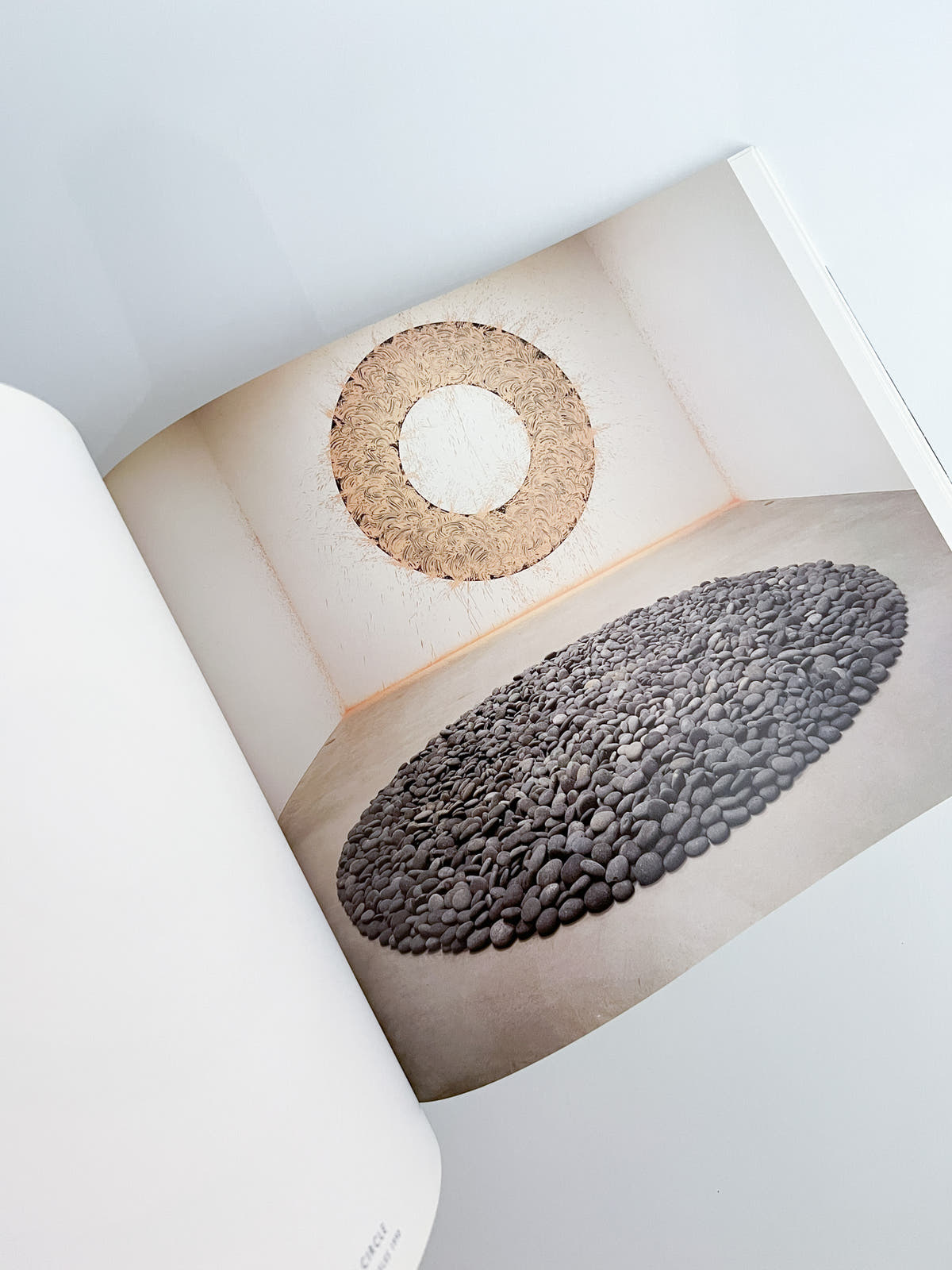 Walking in Circles / Richard Long