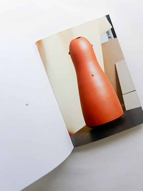 The Journey of Things (v.4) / Magdalene Odundo