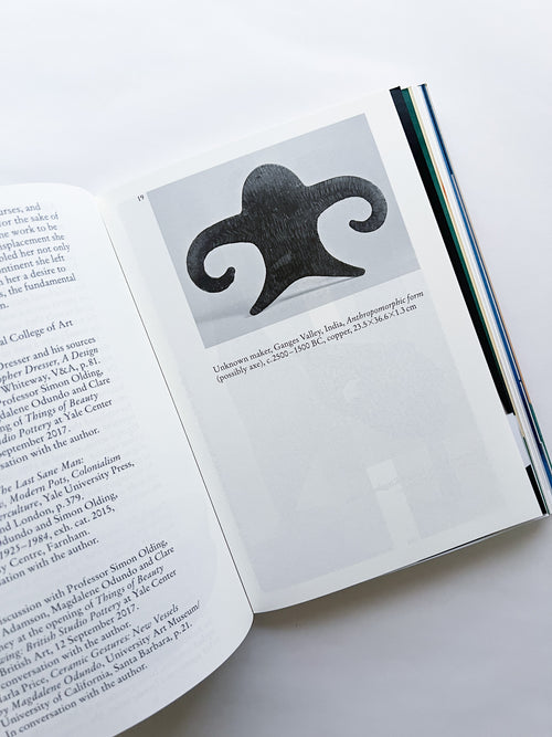 The Journey of Things (v.4) / Magdalene Odundo